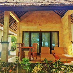 Jemeluk Beach Bungalows